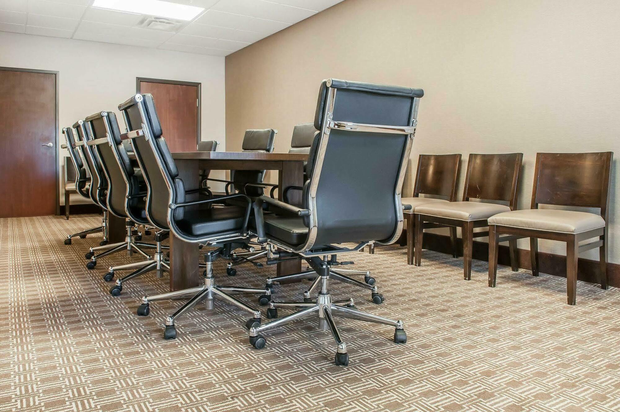 Comfort Suites Farmington Ngoại thất bức ảnh